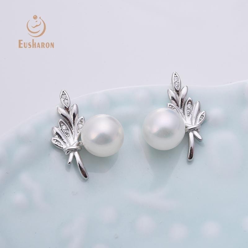 plant round freshwater pearl earring