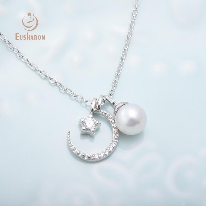 freshwater pearl pendant