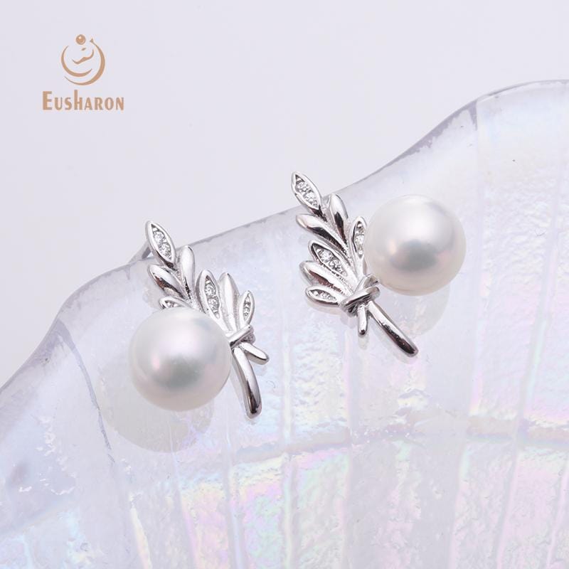reed plant pearl earring