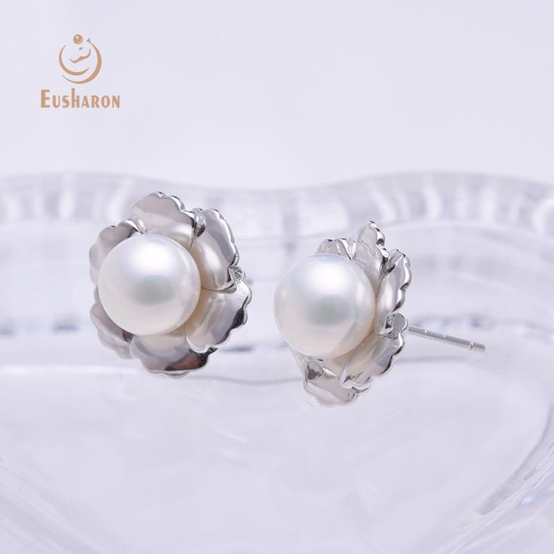 round white freshwater pearl flower earring